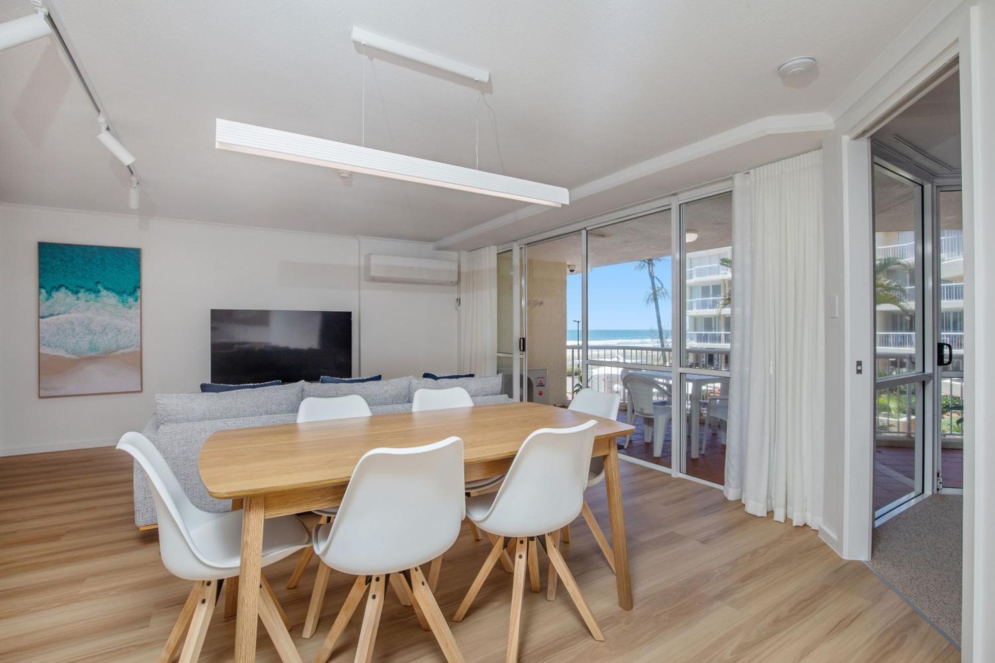 Crystal Beachfront Apartments Χρυσή Ακτή Εξωτερικό φωτογραφία