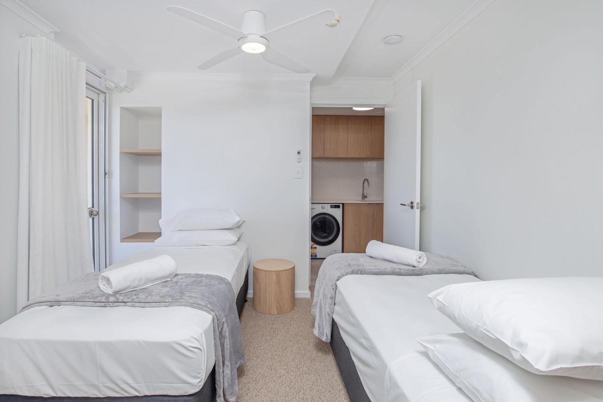 Crystal Beachfront Apartments Χρυσή Ακτή Εξωτερικό φωτογραφία