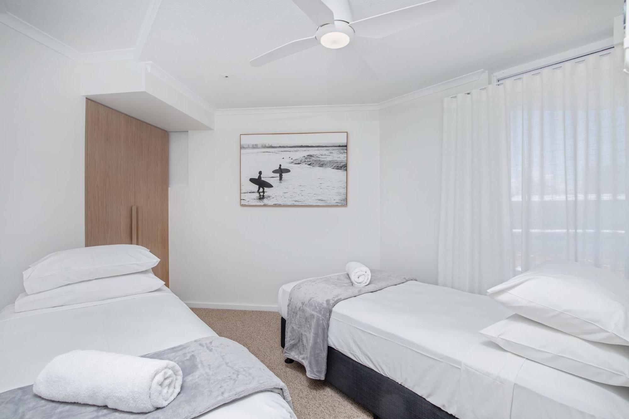 Crystal Beachfront Apartments Χρυσή Ακτή Εξωτερικό φωτογραφία