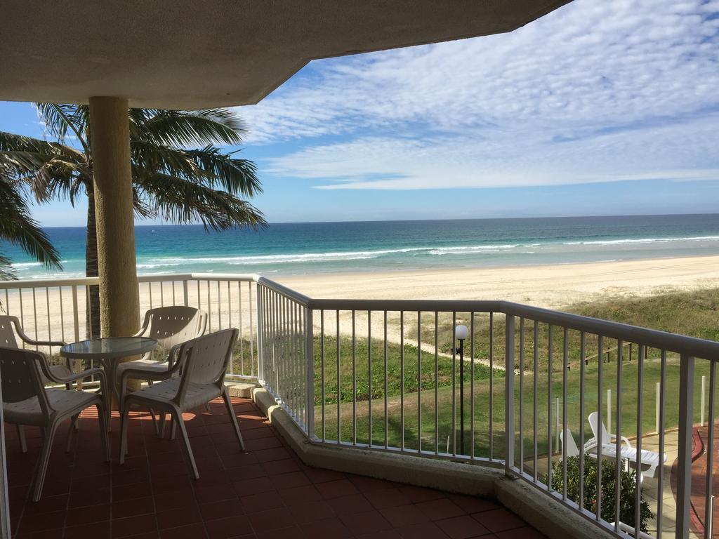 Crystal Beachfront Apartments Χρυσή Ακτή Εξωτερικό φωτογραφία