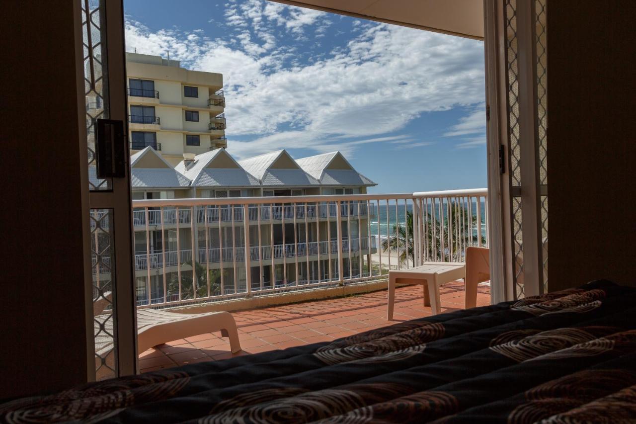 Crystal Beachfront Apartments Χρυσή Ακτή Εξωτερικό φωτογραφία